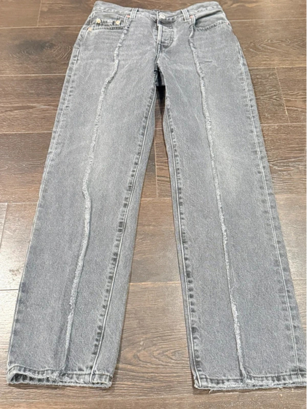Levi’s 501 Jeans Size 25x32 Paneled Distressed 1462